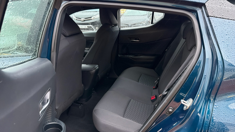 Toyota C-HR 1.8 Hybrid Icon 5dr CVT Hybrid Hatchback